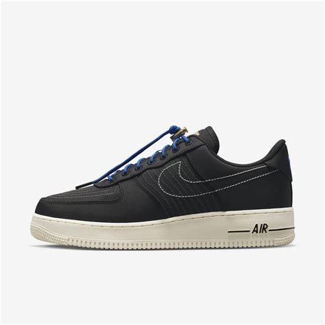 nike af1 lv8.